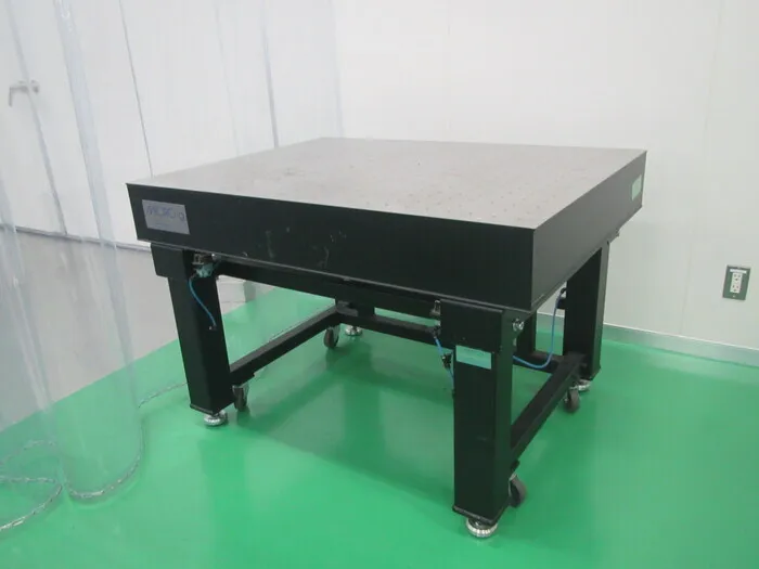 en_倉敷化工 70-80-1209-M650 en_光学防振台