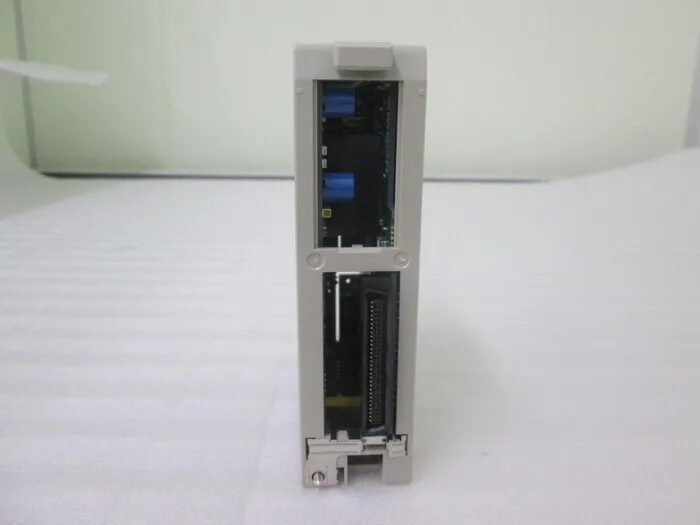 Omron CS1W-MC221-V1 PLC (Motion Control Unit) Detail Image - ASKINDEX Korea