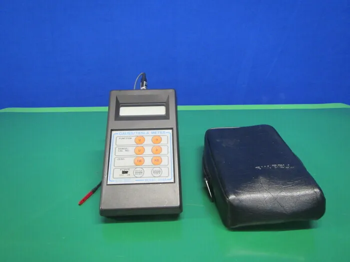 ko_F.W.BELL 4048 ko_ガウスメーター