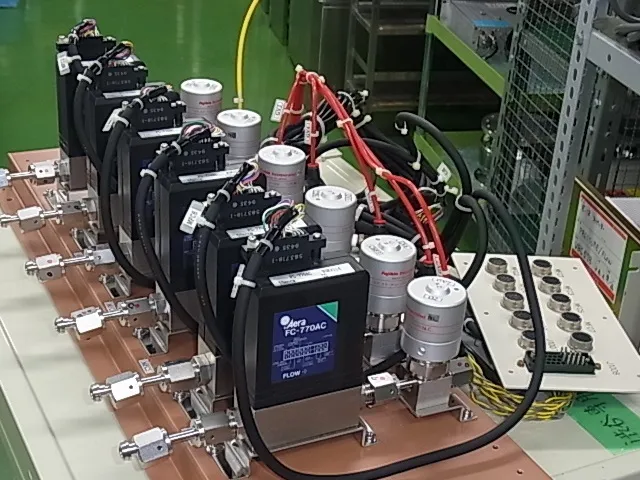 아에라 FC-770AC 질량 유량 컨트롤러 유닛