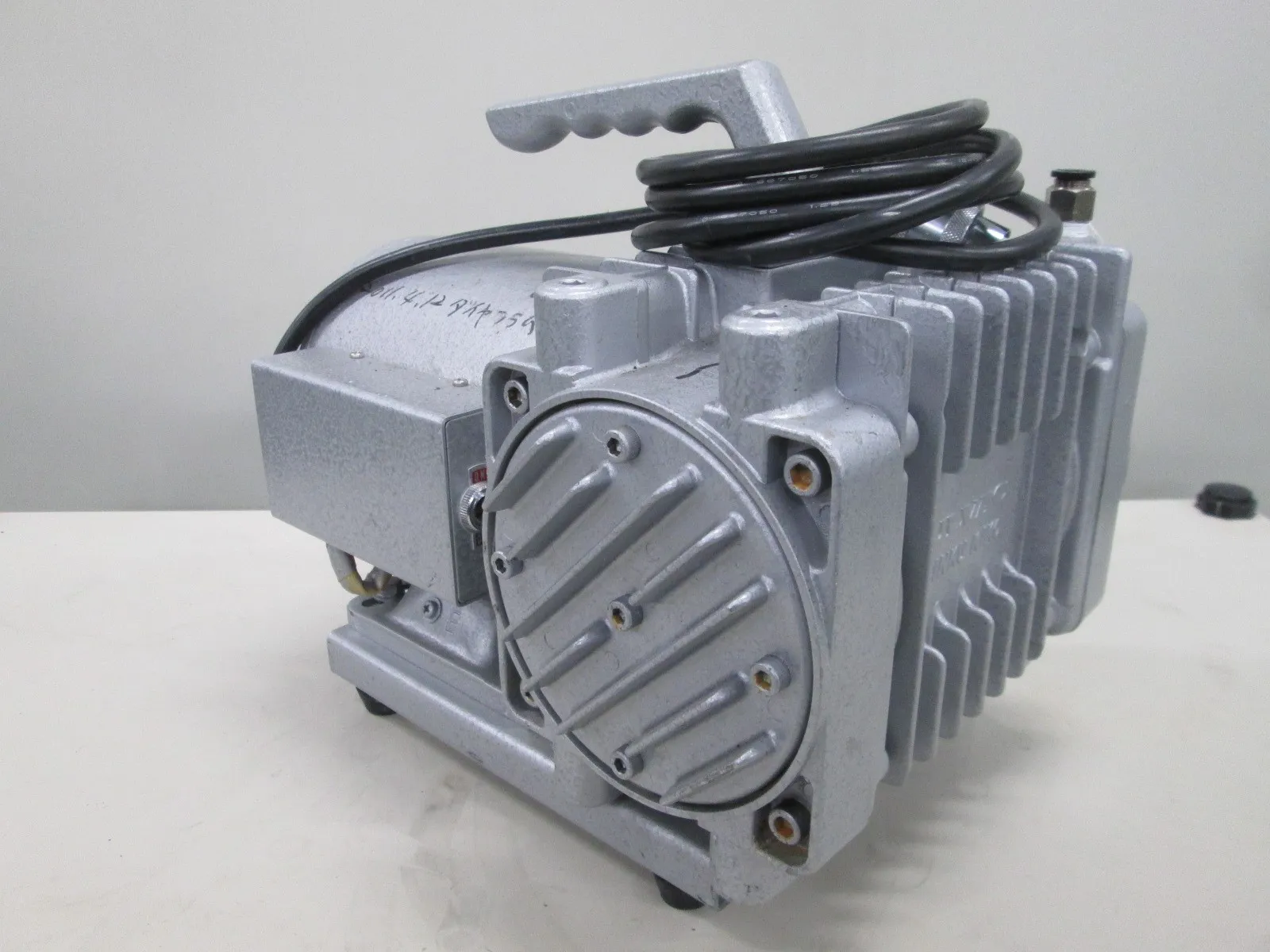 ULVAC DA-60S diaphragm pump Detail Image - ASKINDEX Korea